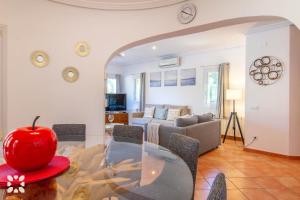 Villa Green Grass by Abahana Villas