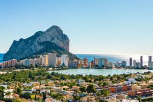 Villa Dunamoon by Abahana Villas