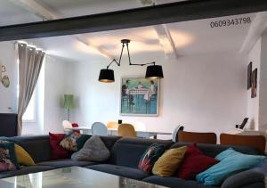 Maisons de vacances Maison de village dans Luberon avec piscine privee : photos des chambres