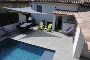 Maisons de vacances Maison de village dans Luberon avec piscine privee : photos des chambres
