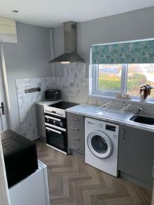 Tranquil Algeo Drive