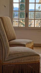 Maisons de vacances Magnifique maison provencale haut standing avec piscine, jardins, garages fermes : photos des chambres