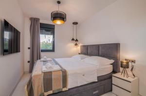 Apartment BP LUX with private pool