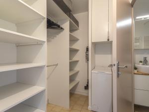 Appartements Apartment Saint James-3 by Interhome : photos des chambres