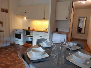 Apartment Les Grets-7 by Interhome