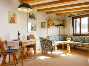 Apartment Residenza Chesa Margun 57-2 by Interhome