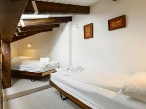 Apartment Residenza Chesa Margun 15-1 by Interhome