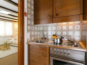 Apartment Residenza Chesa Margun 35-1 by Interhome