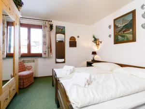Apartment Residenza Chesa Margun 13-5 by Interhome