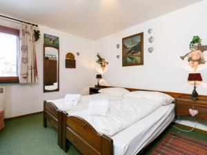 Apartment Residenza Chesa Margun 13-5 by Interhome