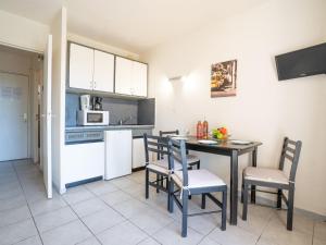Apartment Les Aigues Marines-1 by Interhome
