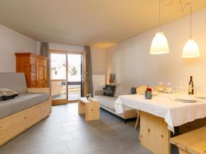 Apartment Residenza Chesa Margun 56-3 by Interhome