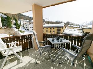 Apartment Residenza Chesa Margun 57-1 by Interhome