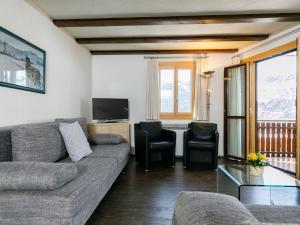 Apartment Residenza Chesa Margun 79-3 by Interhome