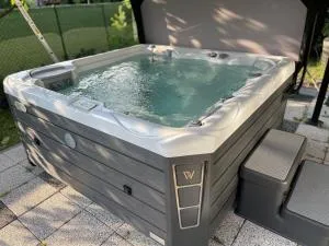 White House Izabelin Family SPA House near Warsaw - Białobrzegi