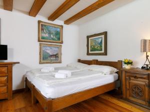 Apartment Residenza Chesa Margun 35-7 by Interhome