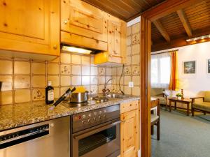 Apartment Residenza Chesa Margun 15-3 by Interhome