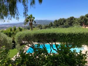 Suite autonome accès piscine