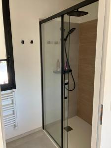 Sejours chez l'habitant Suite autonome acces piscine : photos des chambres