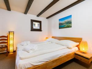 Apartment Residenza Chesa Margun 13-2 by Interhome