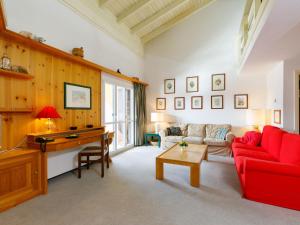 Apartment Residenza Chesa Margun 24-5 by Interhome