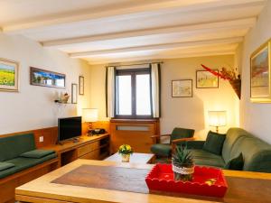 Apartment Residenza Chesa Margun 34-2 by Interhome