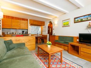 Apartment Residenza Chesa Margun 34-2 by Interhome