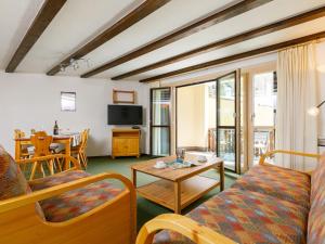 Apartment Residenza Chesa Margun 45-1 by Interhome