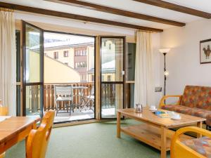 Apartment Residenza Chesa Margun 45-1 by Interhome