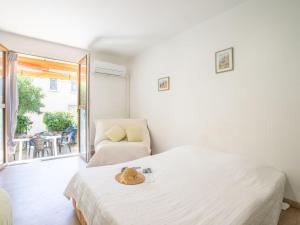 Apartment Le Lido-3 by Interhome