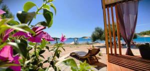 Beachfront Bliss - Vortex2VB