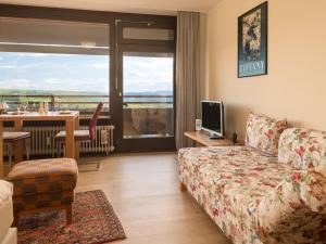 Apartment Burgblick - A1110 by Interhome