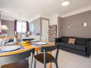 Apartment La Sirene-4 by Interhome