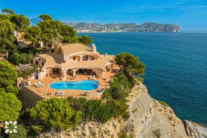 Villa Diana by Abahana Villas