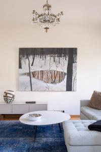 Elegant and spacious apartment