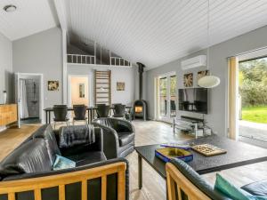 Holiday Home Ellie - 300m from the sea by Interhome