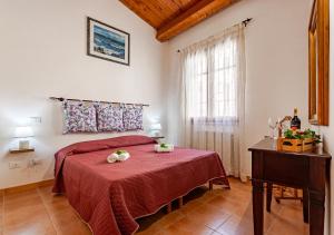 Camy Wine House con giardino vicino alla stazione ferroviaria