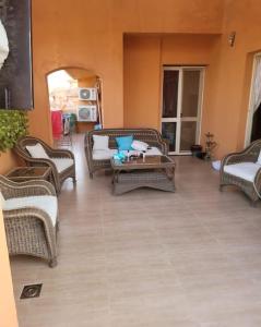 Penthouse Marina Valley compound