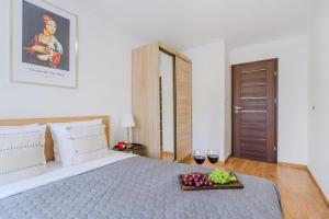 Lumina apart on Aleje Solidarności