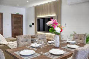 Lavish 3BED in Fair Water Homes Swieqi by Homely