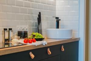 -Le Phare- Front de mer a Concarneau avec balcon