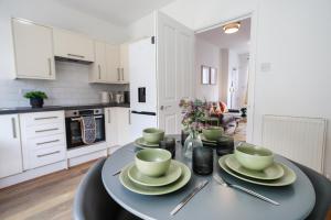 St Marks Place by N And N Stays Ltd Great location, Perfect For Contractors, workers and corporate stays, Free on-street Parking, Fast Wifi and close to local restaurants, shops and bars