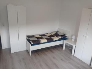 IaM 100 Qm 7 Betten ,Schlafcouch, mit Balkon, Küche, 3 Schlafzimer, 2 Badezimmer