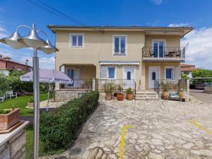 Apartment Apartment Bilfo by Interhome