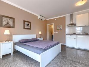 Apartment Apartment Bilfo by Interhome