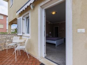 Apartment Apartment Bilfo by Interhome