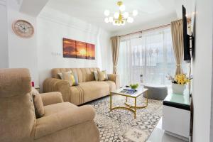 GoldPark Suites