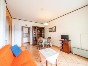 Apartment Euroville-4 by Interhome