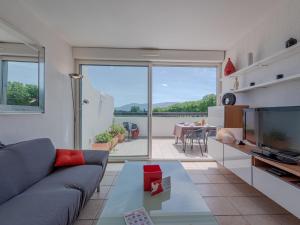 Apartment Les Embruns-17 by Interhome