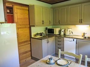 Holiday Home Knatten by Interhome